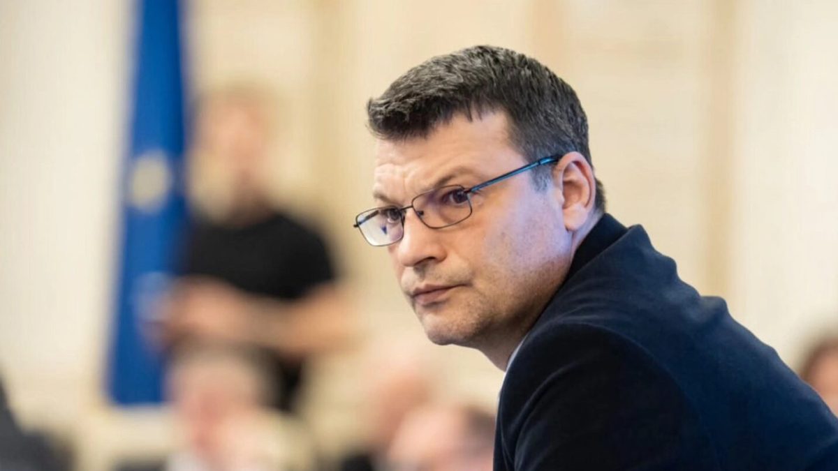 Rodeanu (USR): Reforma companiilor de stat, nu vânzarea țării, ci stop risipei