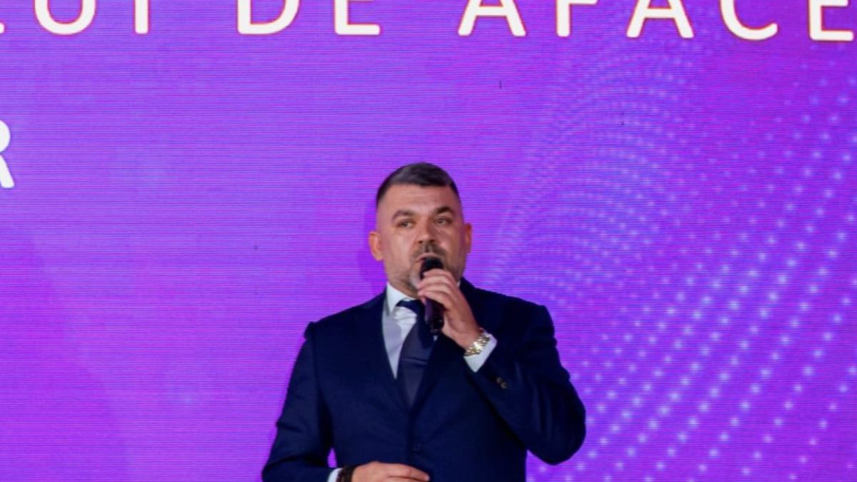 Șeful Inspecției Muncii București, demis după apariția cu Lamborghini