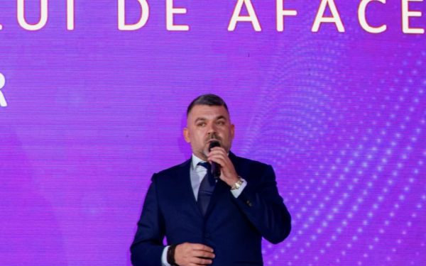 Șeful Inspecției Muncii București, demis după apariția cu Lamborghini