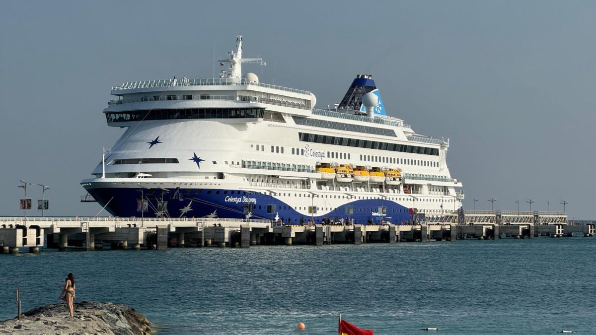 Vas civil, un pas curajos prin Strâmtoarea Ormuz de la izbucnirea războiului