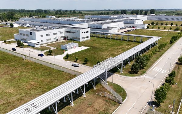 Renault anunță concedieri: Zeci de români, afectați de restructurare