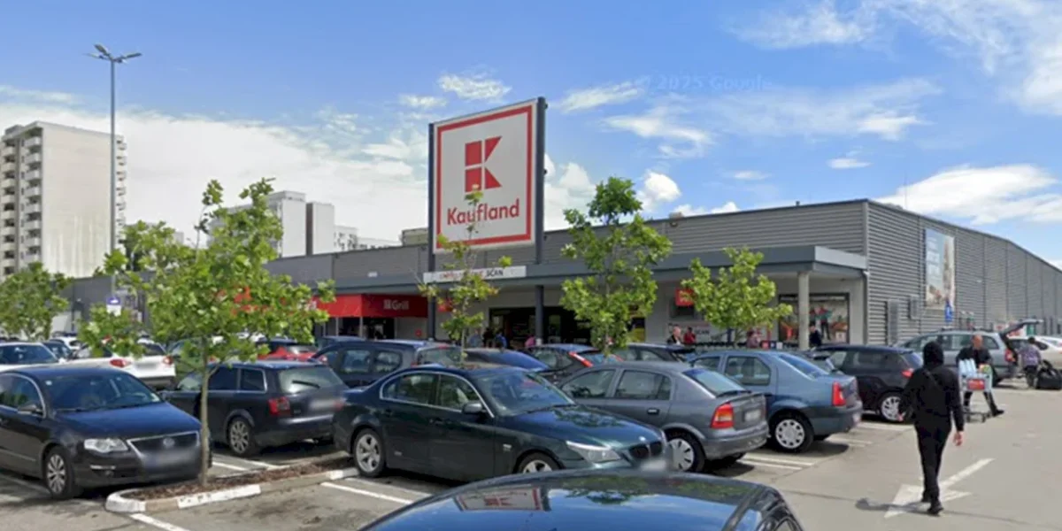 Kaufland România aduce în magazine branduri consacrate de la Lidl Începând de luni, 8 aprilie, clienții Kaufland din toată țara vor avea acces treptat la o gamă extinsă de produse nealimentare, prin introducerea brandurilor CRIVIT, SILVERCREST, LIVARNO, Esmara și Lupilu