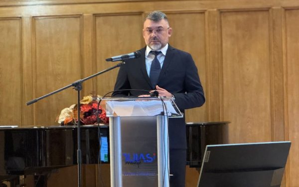 Șeful ITM București, demis după Lamborghini de 300.000 de euro