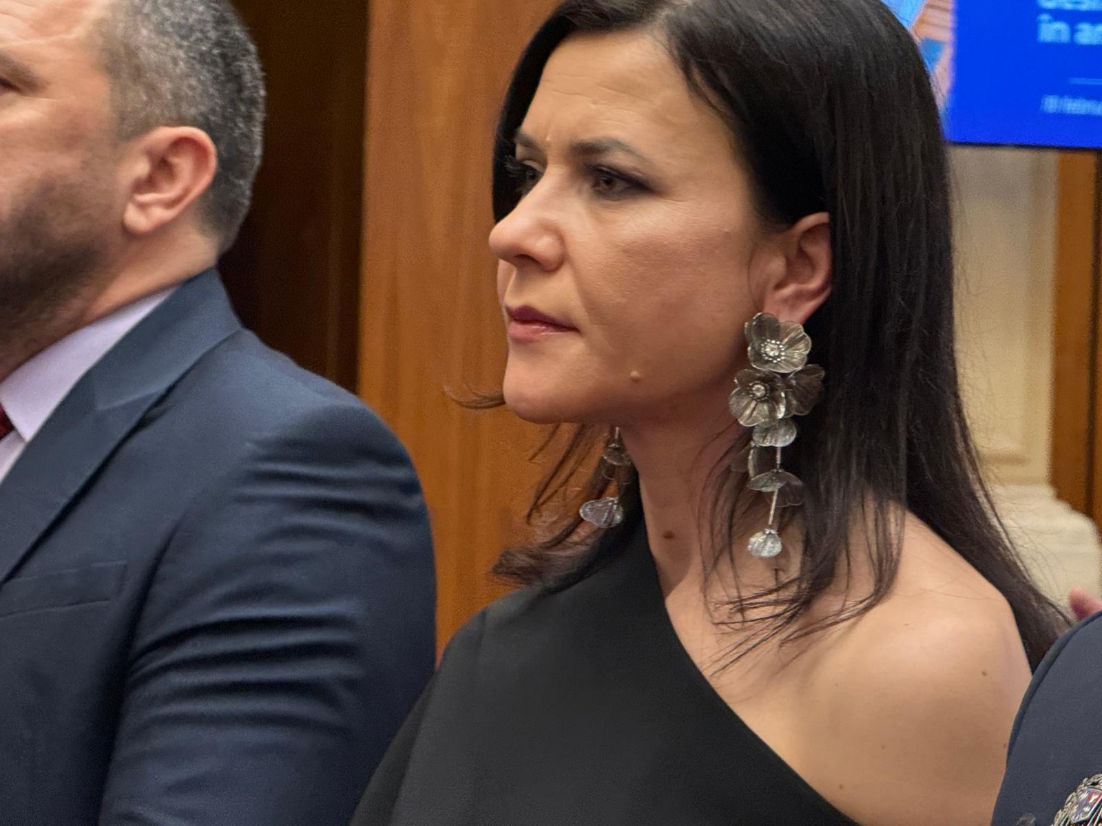 Ministrul Radu Marinescu a înaintat propuneri pentru conducerea parchetelor, în ciuda avizelor negative ale CSM Ministrul PSD al Justiției, Radu Marinescu, a transmis președintelui Nicușor Dan, marți, propunerile pentru funcțiile de conducere din parchete, în ciuda avizelor negative emise de Consiliul Superior al Magistraturii (CSM)