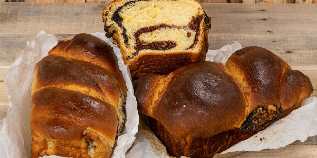 Cum păstrezi cozonacul proaspăt 4 luni: Trucul genial dezvăluit