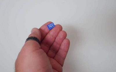 Samsung lansează cardul de memorie microSDXC PRO Plus de 1TB, destinat filmărilor 4K și gamingului portabil Samsung a extins oferta de carduri microSDXC cu modelul PRO Plus de 1TB, o soluție rapidă și sigură pentru nevoile moderne de stocare, într-un context în care video în rezoluție 4K și jocurile pe console sau dispozitive mobile devin tot mai populare