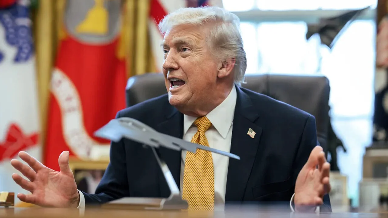 Trump amenință Iranul: "Negociem sau atacăm iar"