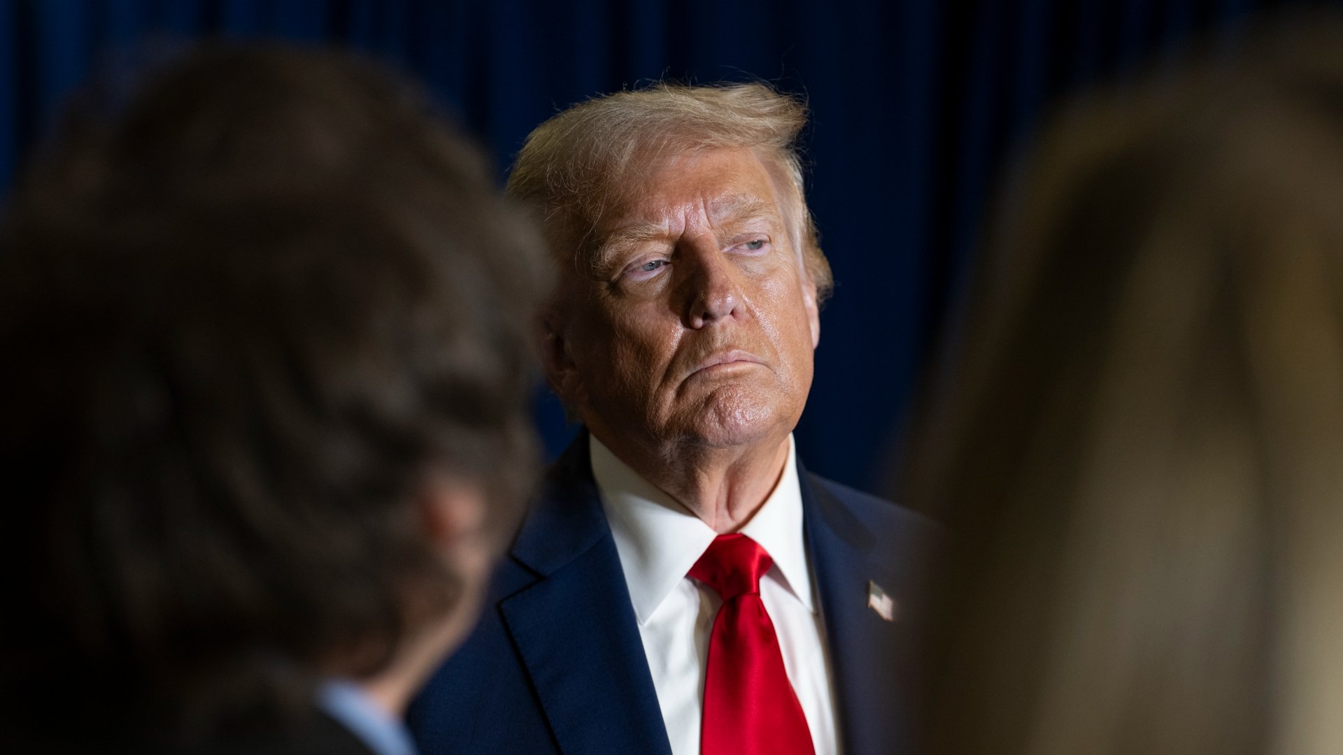 Băluță amenajează un parc în Sectorul 4 numit „Donald J. Trump”, iar Cristian Tudor Popescu atrage atenția asupra unei manevre pentru a ascunde preferința pentru Putin