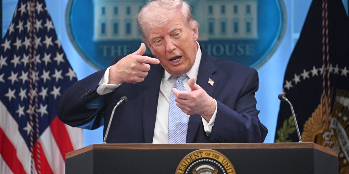 Președintele SUA, Donald Trump, se arată optimist în privința unui posibil acord de pace cu Iranul, în ciuda armistițiului fragil existent, conform unei declarații făcute joi