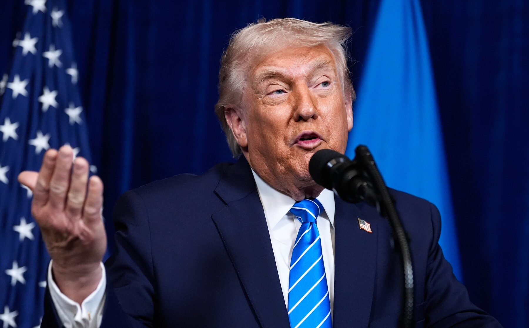 Donald Trump, fostul președinte al Statelor Unite, a făcut comentarii despre recentele discuții privind încetarea focului în Ucraina în cursul evenimentului de Paște organizat la Casa Albă