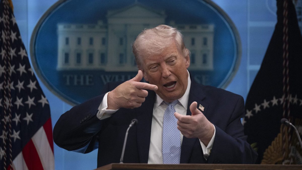 Fost șef CIA, atac dur la Donald Trump: E „dezechilibrat” și incompetent