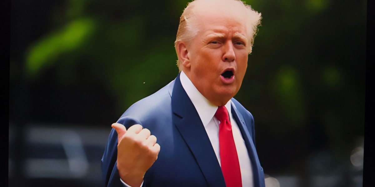 Donald Trump vrea ca NATO să redeschidă Strâmtoarea Ormuz