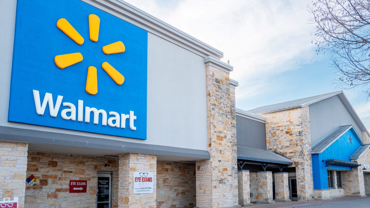 Este Walmart deschis de Paște 2026 și ce program are