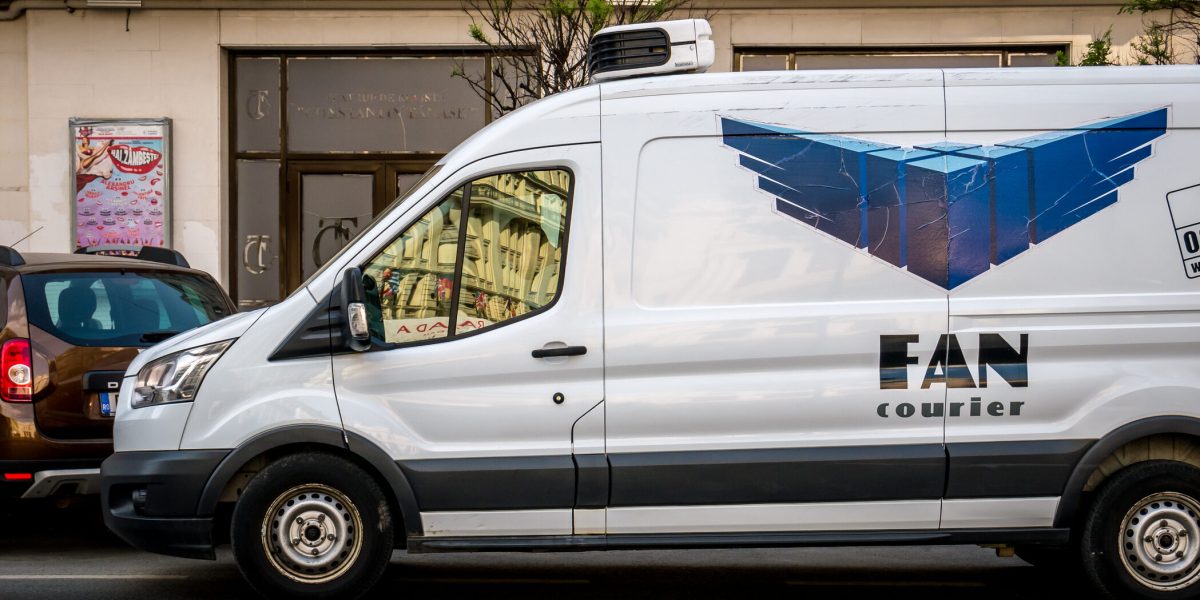 FAN Courier dă lovitura: Închide toate recepțiile! Ce schimbări aduce?