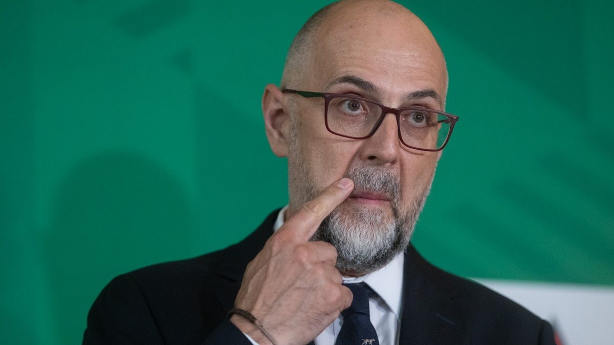 Kelemen Hunor, suspiciuni la adresa lui Peter Magyar: „Banii Ungariei, în vizor”