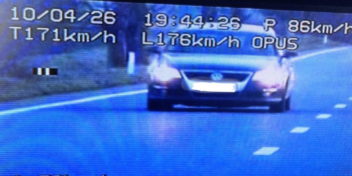 Șoferiță „Fast and Furious”, prinsă cu 176 km/h: Cozonacul, prioritatea numărul 1