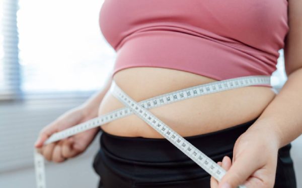 Grăsime sau apă? Cum scapi de kilogramele puse după Paște