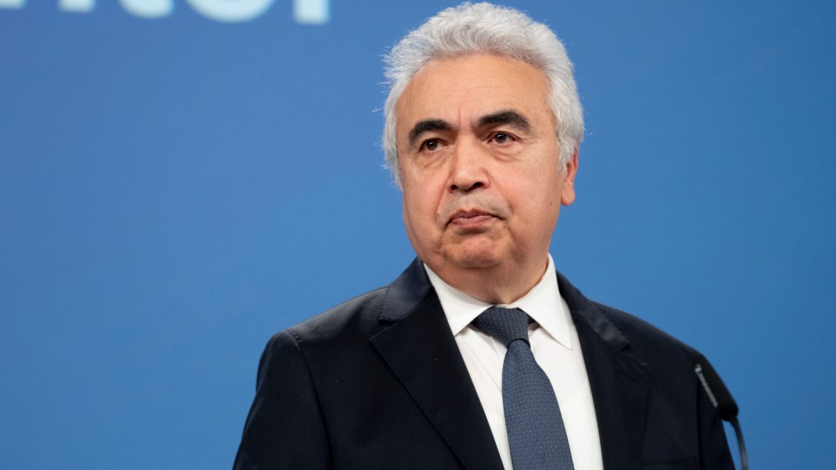 Europa, pe făraș cu avioanele: combustibil „aproape gata”, avertizează șeful AIE