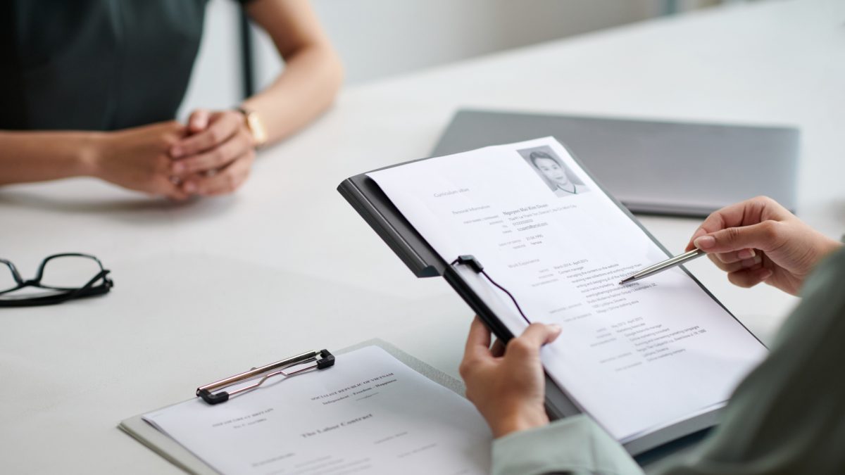 Românii caută joburi part-time: Ce domenii oferă cele mai multe oportunități?