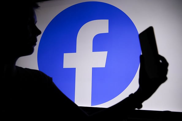 Pfizer, amendată de FDA pentru reclame înșelătoare la Adcetris pe Facebook