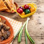 Cum eviți risipa de mâncare după Paște: trucuri și rețete pentru acasă