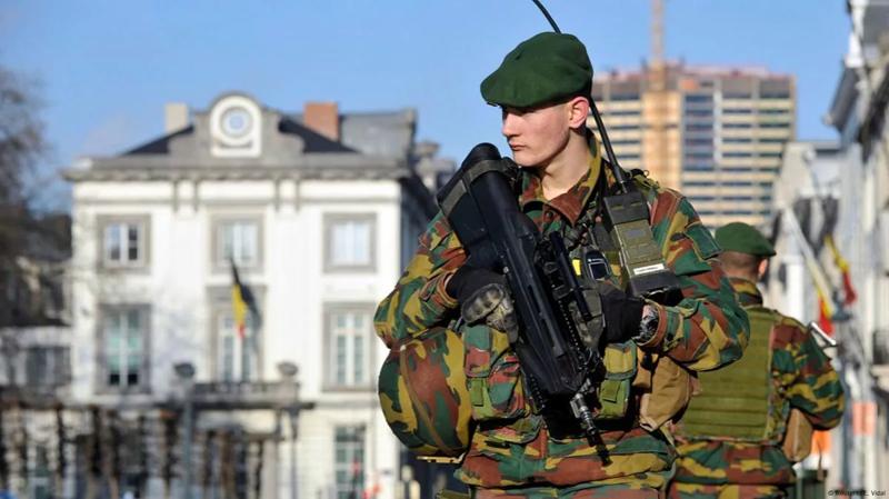 Mii de tineri belgieni sub 18 ani, la armată: Ce i-a cucerit rapid