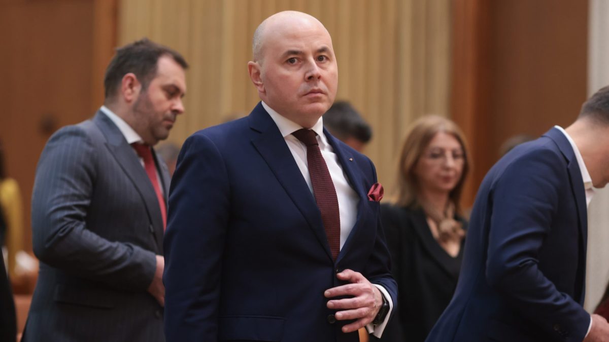 Lider PNL apără Guvernul pe bursă: Atac dur la PSD și exemple concrete