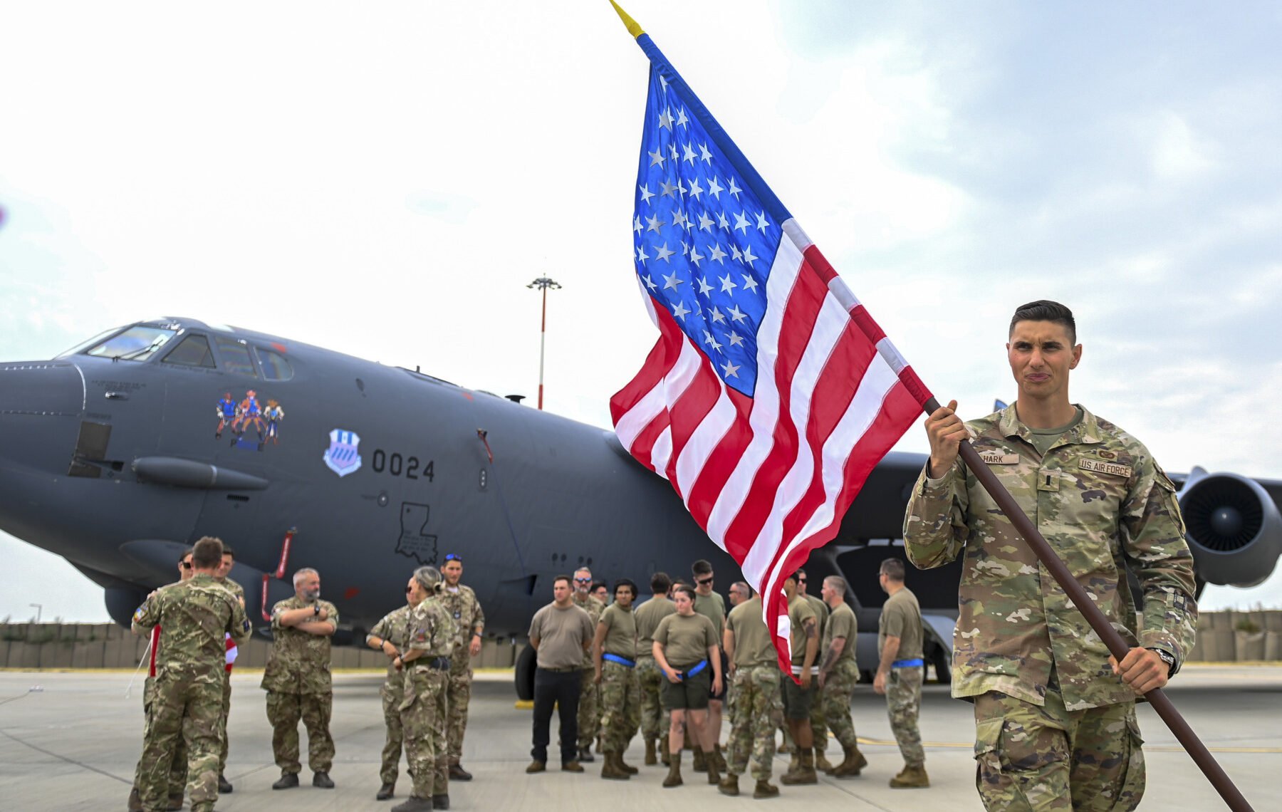 Activitate intensă la Baza 90 Transport Aerian de la Otopeni, în contextul tensiunilor dintre SUA și Iran Marți, Baza 90 Transport Aerian „Comandor aviator Gheorghe Bănciulescu” de la Otopeni a fost scena unei activități militare intense, specifice perioadelor de tensiune geopolitică