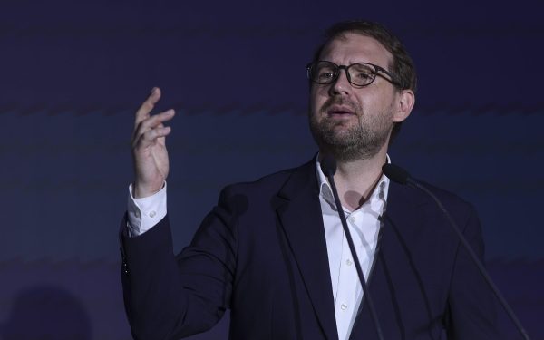Fritz, despre „înțelepciunea” rusă: S-a prăbușit-n curtea unui gălățean! Suveraniștii, dedicați Rusiei?