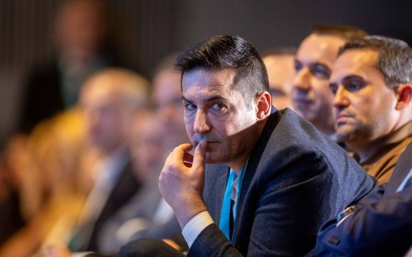 Sărăcie, la cutie ÎNAINTE de vot: PSD rupe Coaliția, anunță numărul doi