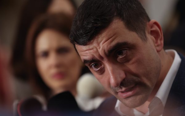 Simion pune condiții pentru partide: "După, discutăm despre orice altceva"