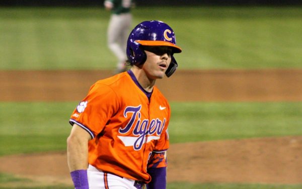 Clemson Insider: Scandal uriaș în jurul echipei de fotbal american