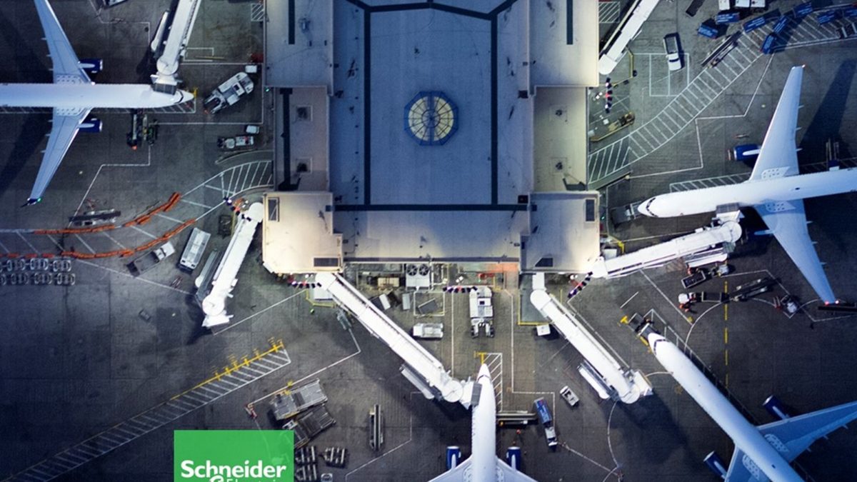 Schneider Electric, centru inovator pentru aeroporturi: infrastructura unificată