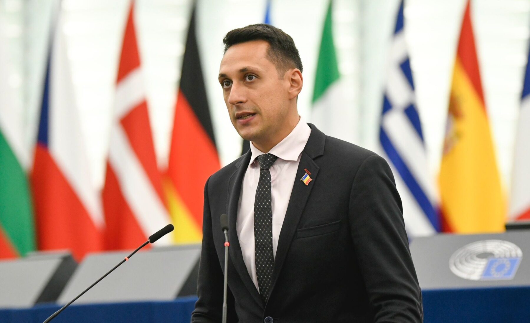 O posibilă ieșire a PSD din coaliția de guvernare ar putea deschide calea unei moțiuni de cenzură inițiate de AUR, a declarat Vlad GHEORGHE, consilier onorific al premierului