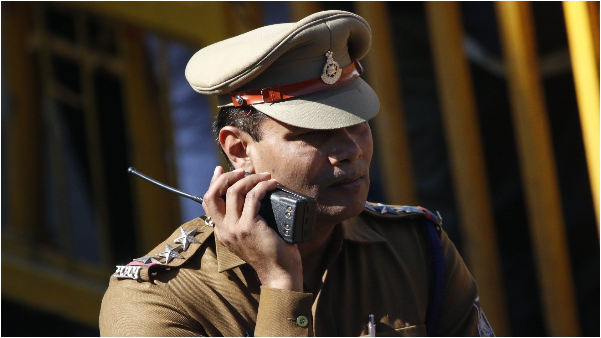 "Batalioane" de șerpi și crocodili, planul Indiei pentru a opri imigrația ilegală Autoritățile din INDIA iau în considerare o măsură controversată pentru a combate imigrația ilegală din BANGLADESH: utilizarea șerpilor și crocodililor drept „grăniceri”