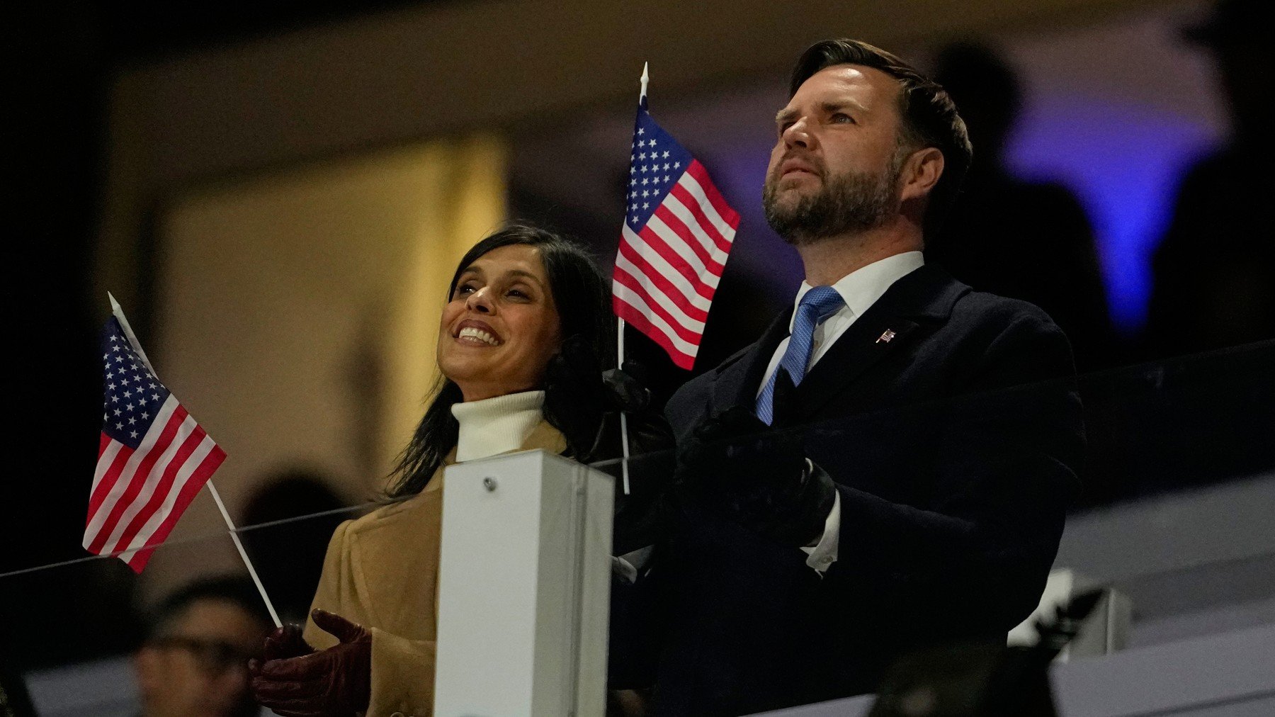 Guvernul german a respins afirmațiile lui JD Vance Guvernul german a respins cu fermitate acuzațiile lansate de vicepreședintele american JD Vance, care a sugerat că Uniunea Europeană ar fi intervenit în alegerile din Ungaria