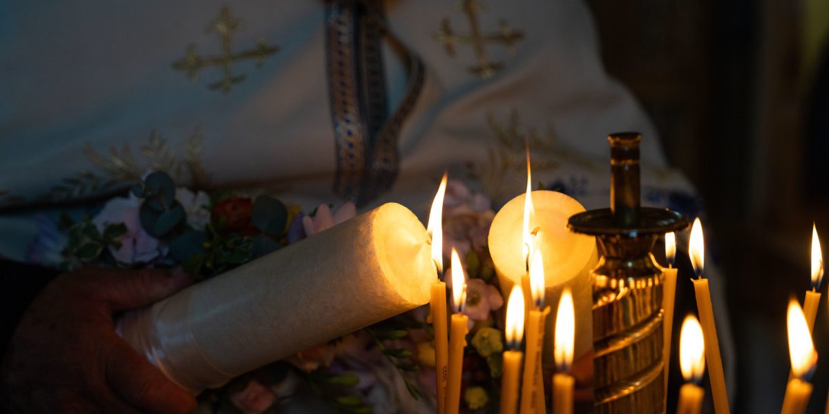 Pe 5 aprilie 2026, milioane de credincioși din întreaga lume marchează sărbătoarea Paștelui Catolic, cea mai semnificativă zi din calendarul creștin, ce comemorează Învierea lui Isus Hristos