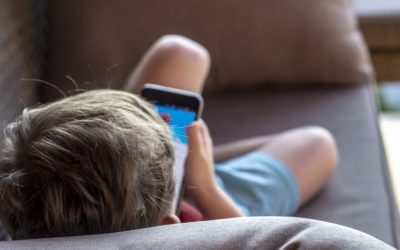 ȘOCANT: Rețelele sociale, pericol pentru adolescenți. Studiu alarmant despre anxietate și depresie