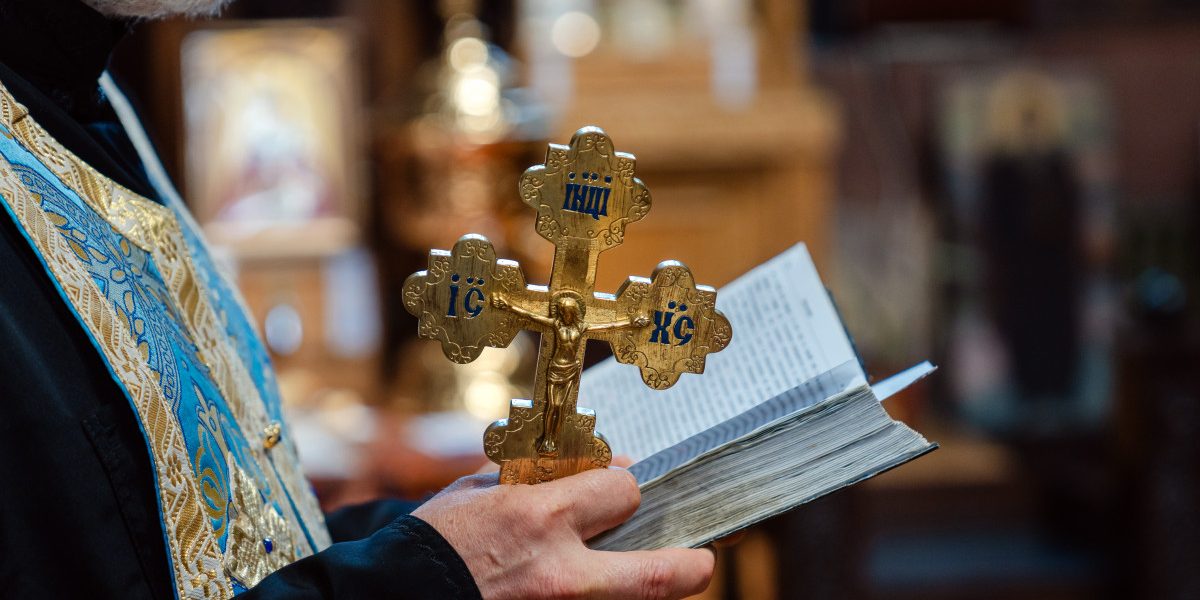 Pe 4 aprilie 2026, credincioșii ortodocși din întreaga țară marchează Sâmbăta lui Lazăr, un praznic cu semnificație profundă în calendarul religios