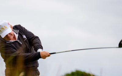 Președintele american Donald Trump a declanșat în aprilie 2025 un val de tarife adopted în cadrul a ceea ce a numit „ziua eliberării”, politici care, după aproape un an, sunt considerate de mulți analiști ca fiind un eșec, chiar și în propriile criterii ale administrației sale