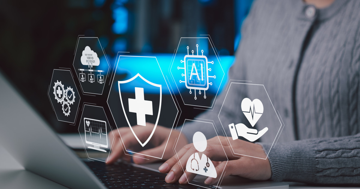 Opt din zece diagnostice AI, greșite. Românii preferă chatbotul, nu doctorul