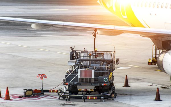 România, ferită de criza kerosenului: Chisăliță anunță avantajul producției interne