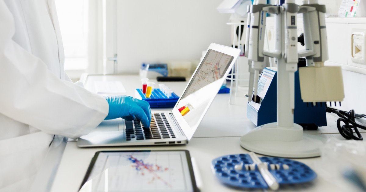 Un plasture inteligent ce poate trata melanomul fără intervenție chirurgicală Un nou avanpost în lupta împotriva cancerului de piele promite să revoluționeze modul în care se tratează melanomul