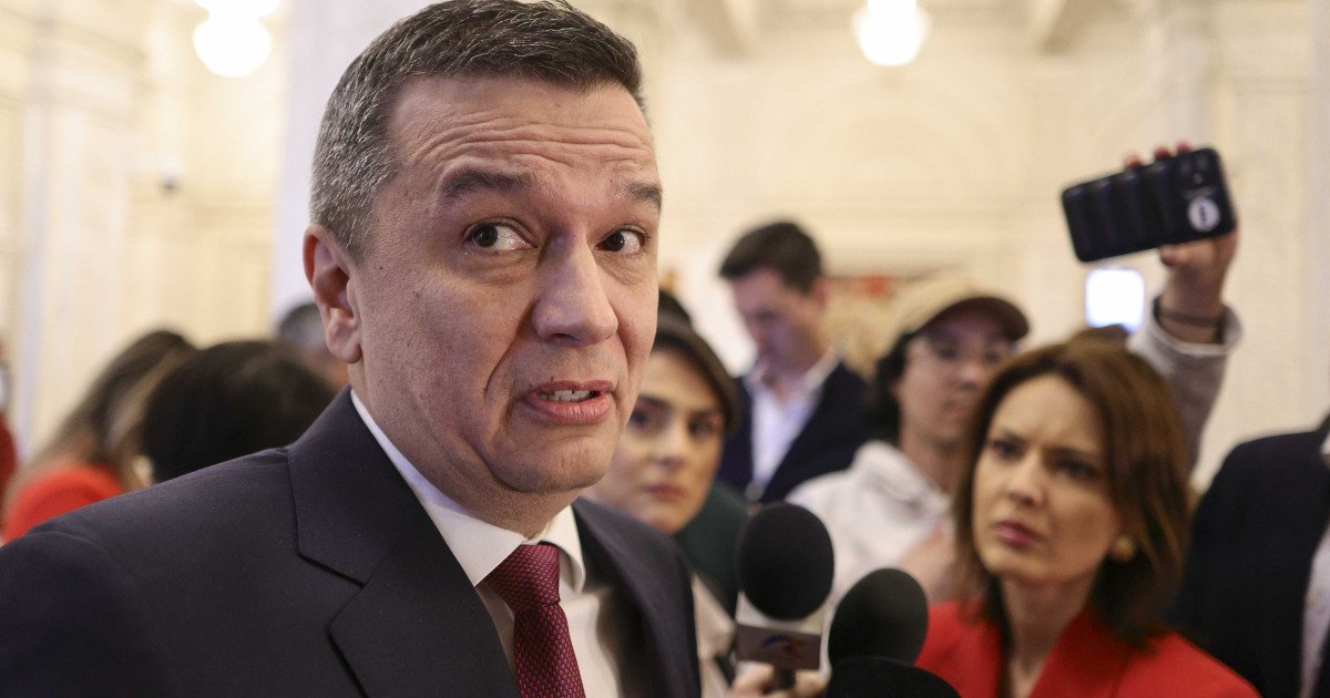 Sorin Grindeanu atrage din nou atenția asupra schimbărilor în guvernare și critică blocajele din coaliție Sorin Grindeanu, liderul PSD, a declarat clar că nu acceptă ca discuția despre schimbarea guvernului să se reducă la o negociere pentru funcția de prim-ministru sau alte poziții ministeriale