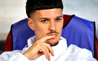 Denis Man, fotbalistul român în vârstă de 24 de ani, a devenit recent subiect de discuție în presa din Italia, nu pentru performanțele sale din teren, ci pentru imaginile controversate care au ieșit la iveală după barajul de calificare pentru Cupa Mondială din Qatar