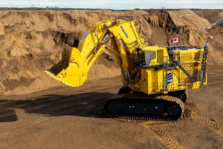 Komatsu lansează un excavator minier de dimensiuni impresionante Un nou tip de excavator minier, de o amploare fără precedent în industria extractivă, a fost prezentat recent de compania japoneză Komatsu