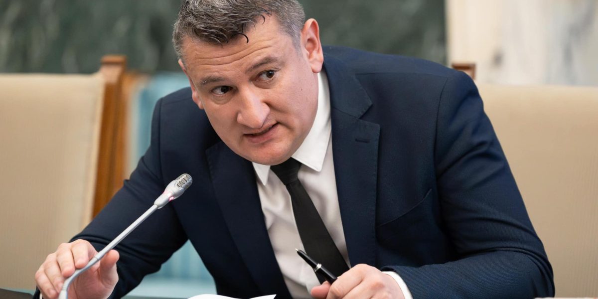 Avertizorul de integritate care a demascat o licitație cu probleme la Oficiul de Cadastru Sibiu, pus în comisia de disciplină