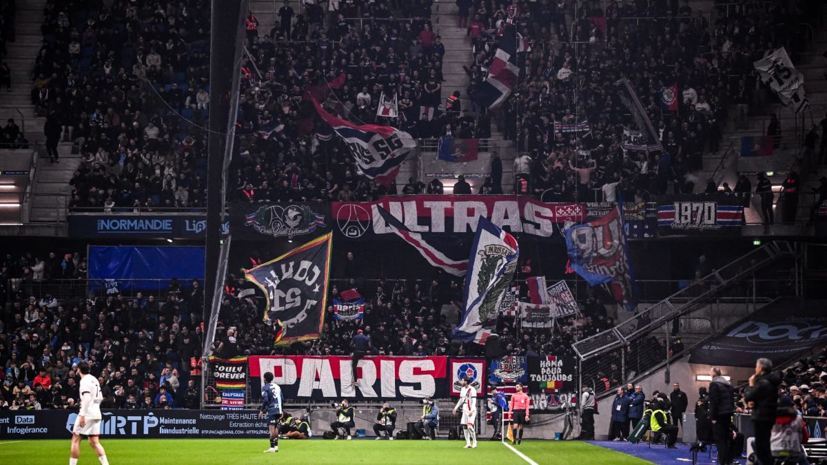 Ultras PARISIENI, dezastrul la ANGERȘ: Meci anulat după confruntări