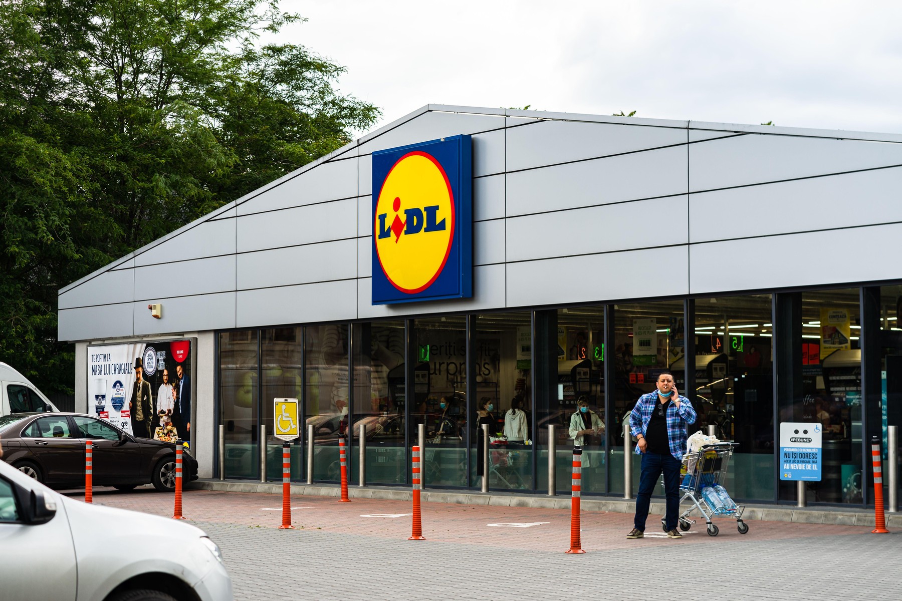 Lidl, programul de Paște 2026: Când fac românii cumpărături?