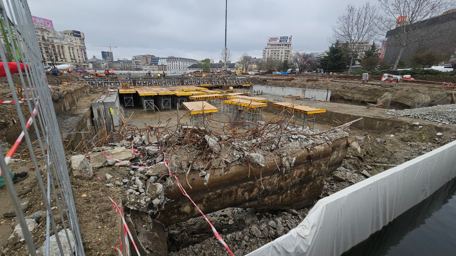 Planșeul Unirii se scumpește cu aproape 40 de milioane de euro și face cetățeni din Sectorul 4 responsabili pentru cheltuieli